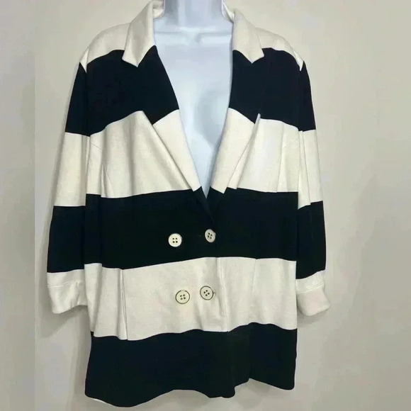 NWT Chicos Top Deck Cruisin 3/4 Jacket Size 3 - Picture 1 of 7